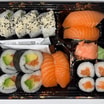 Lachs Avocado Box